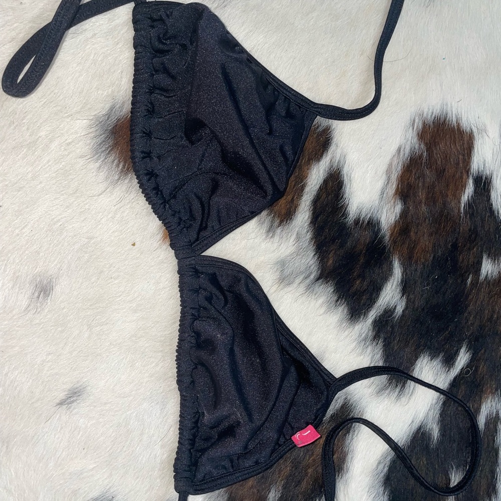 Black bikini top size S/M